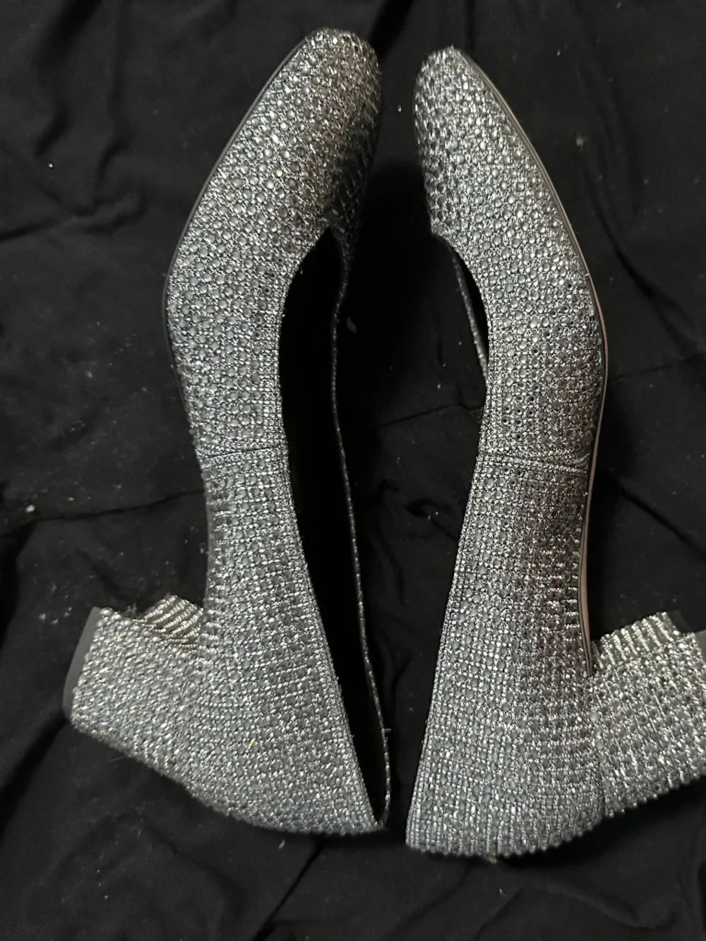 Michael Kors Silver Glitter Block Heel Pumps Women’s Size 8.5M – New Without Box - Picture 6 of 8